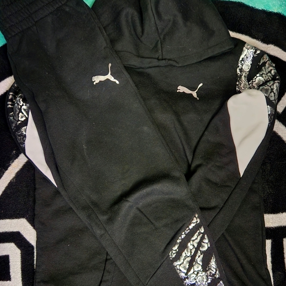 Girls puma sweatsuit